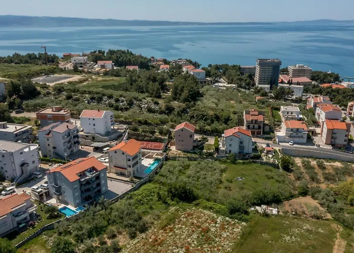 Apartments Karlo